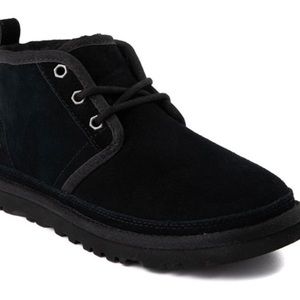 UGG WOMANS NEUMEL CHUKKA ANKLE BOOTS SIZE 9 / BLACK